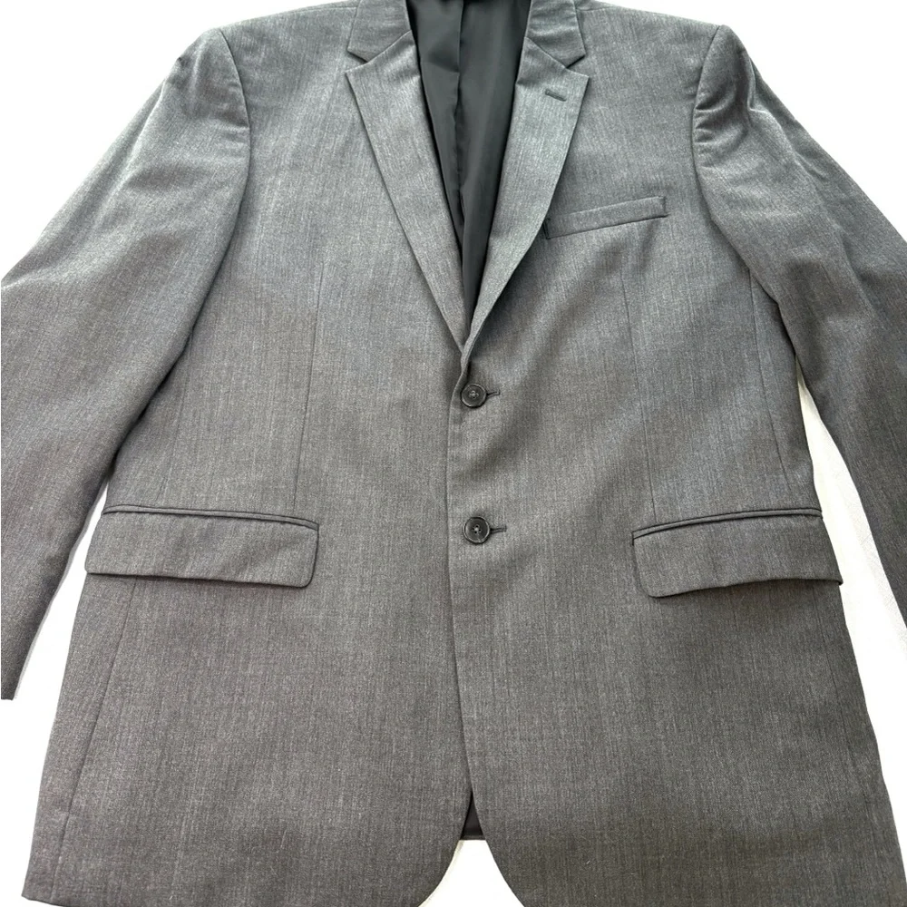 Jos A Bank Traveler Charcoal Gray 100% Wool Two Button Suit Blazer Mens 43R
